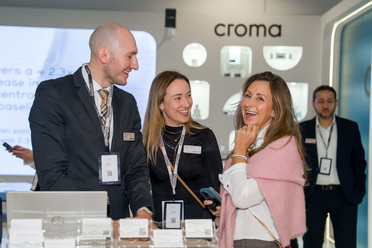 Renellence team networking at Croma-Pharma booth